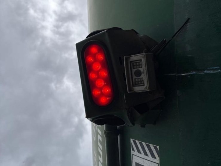 2014-mack-leu613-image-13