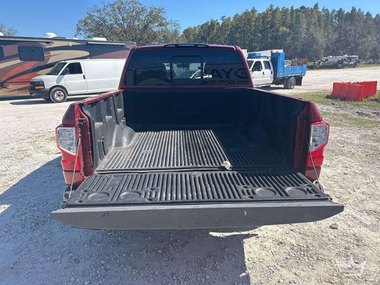 2019-nissan-titan-image-20