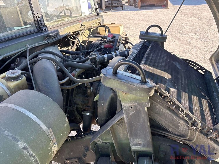 1992-am-general-m998-image-8