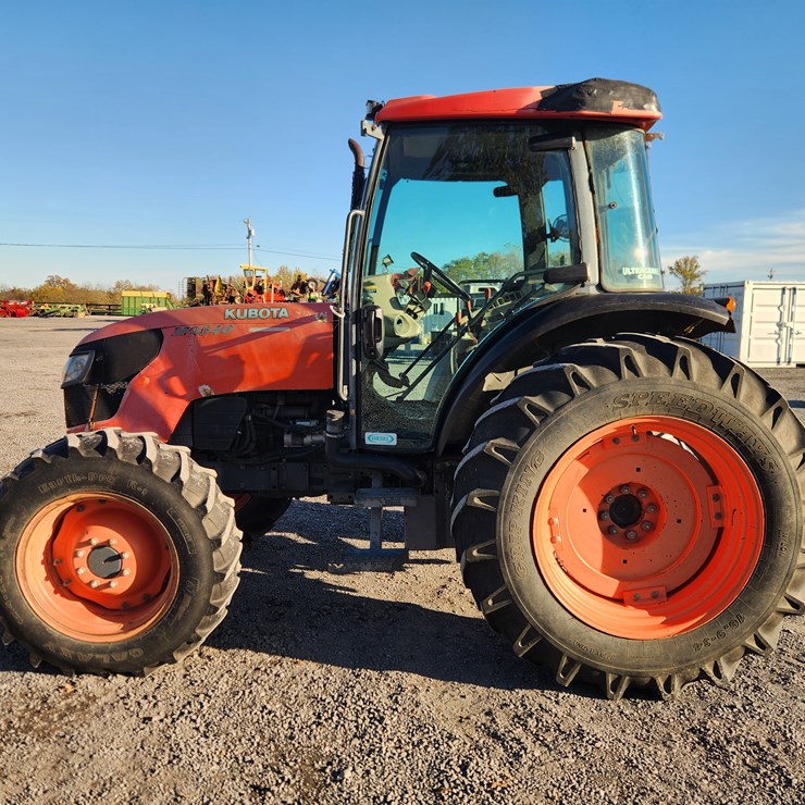 KUBOTA M9540