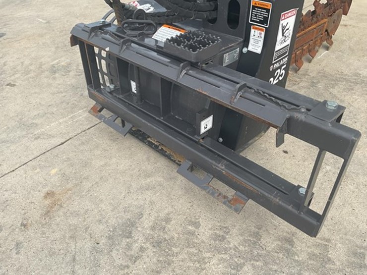 #83-•-2023-bradco-625-trencher-image-10