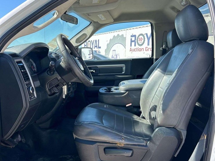 2015-dodge-ram-1500-image-14