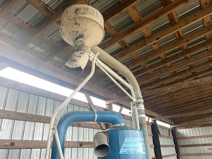 cushion-air-700-grain-van-image-3