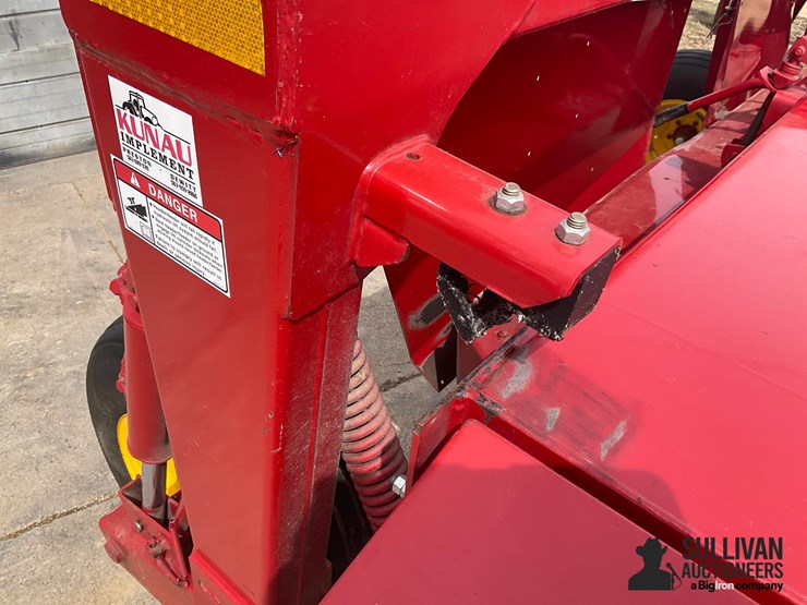 new-holland-1411-image-19