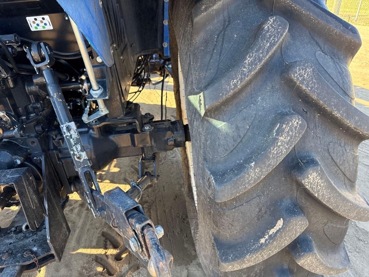 new-holland-t4.75-image-10