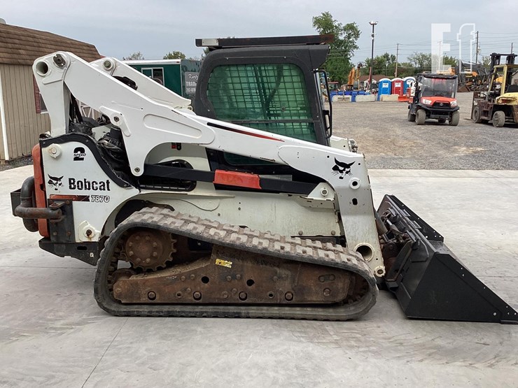 2014-bobcat-t870-image-5