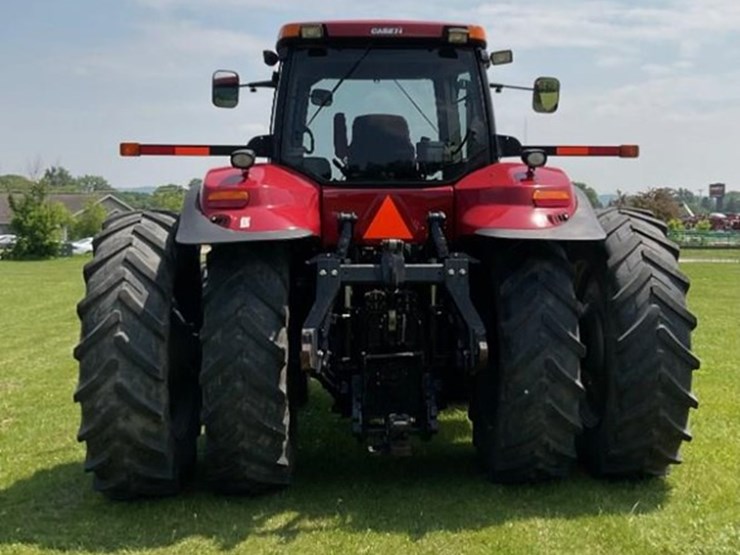2010-case-ih-magnum-305-image-6