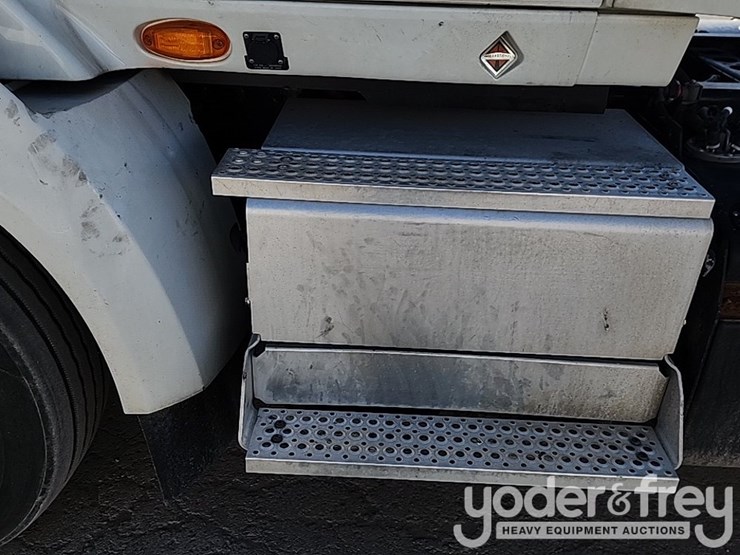 2021-international-rh613-image-17