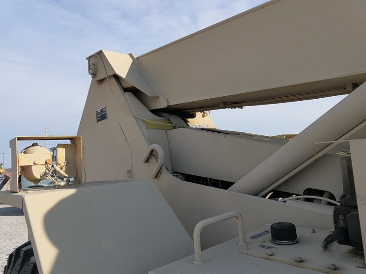 1990-sky-trak-6000m-image-21