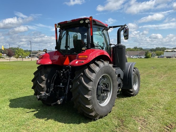 2020-case-ih-magnum-180-image-5