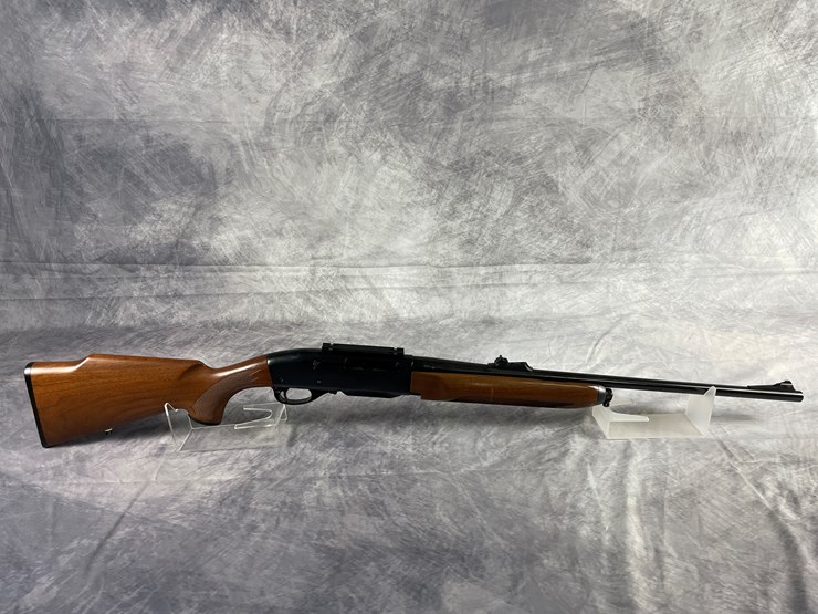 #2204-•-remington-model-7400-243-win.-bolt-action-rifle-sn:-b8093488-(downing,-wi)-image-1