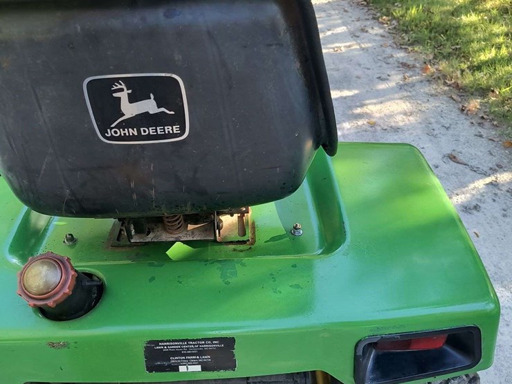 john-deere-330-image-6