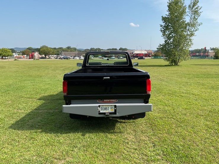 1988-ford-f250-xlt-lariat-image-6
