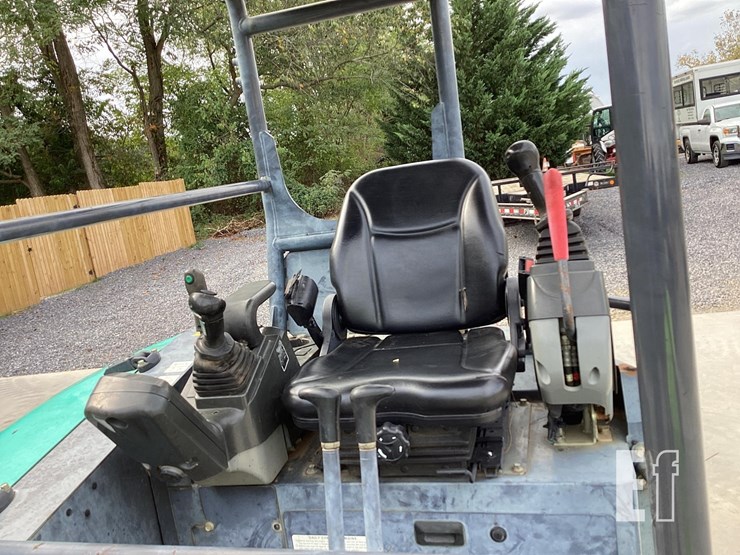 2015-ihi-35v4-image-15