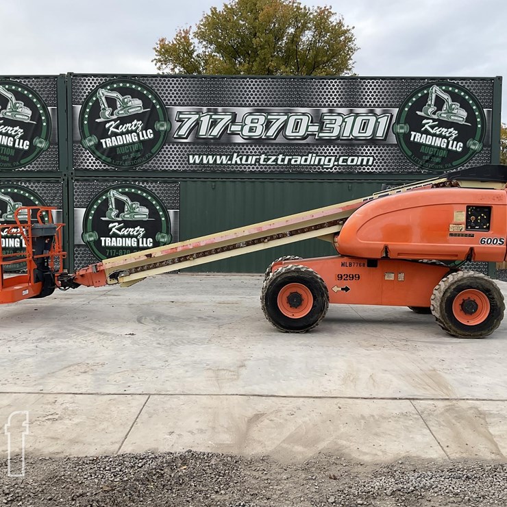2008 JLG 600S