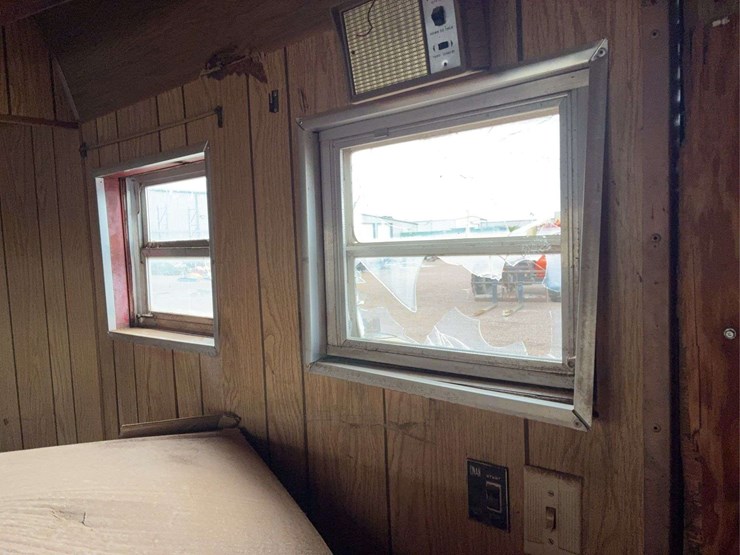 horse-transport-5th-wheel-livestock-trailer-image-24