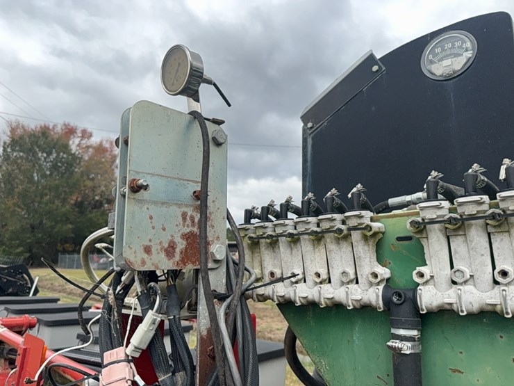 case-ih-1230-image-61