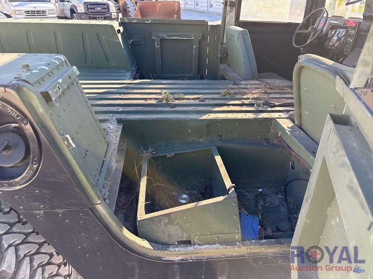 1992-am-general-m998-image-15