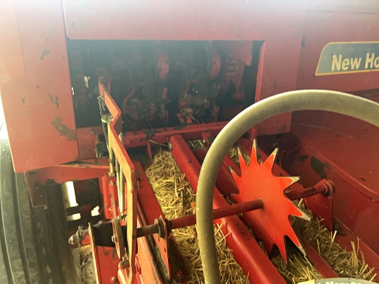 new-holland-bc5070-image-2