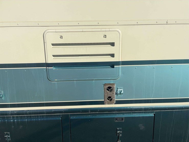 1997-chevrolet-p30-image-8