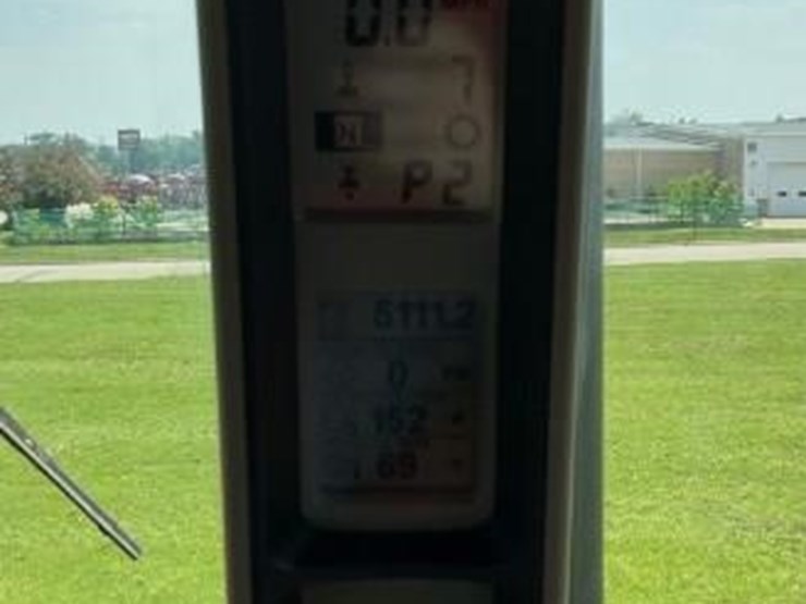 2010-case-ih-magnum-305-image-17