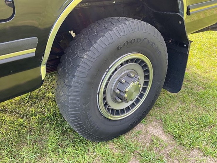 1988-ford-f250-xlt-lariat-image-26