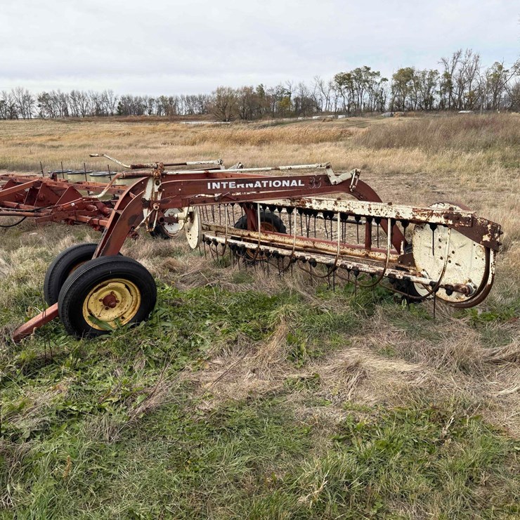 IH Rake