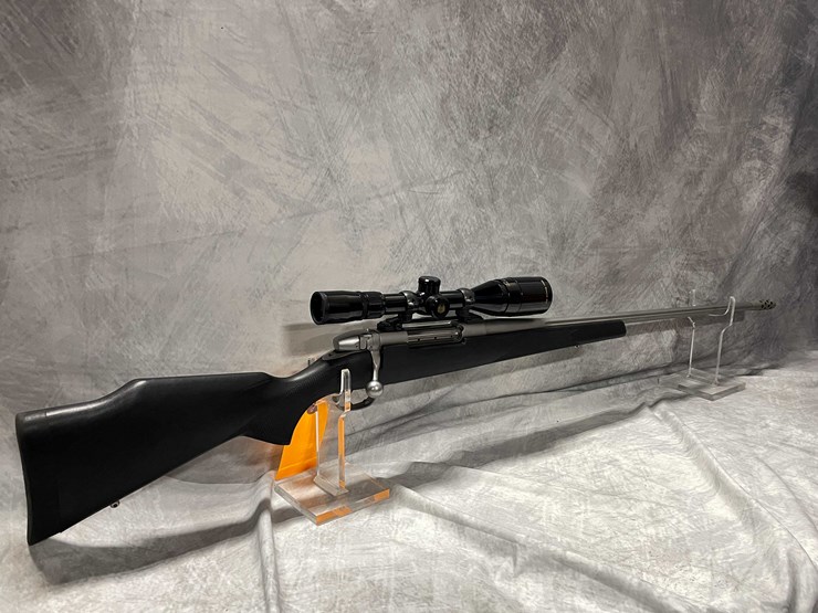 #8067-•-weatherby-mark-v,-300-wby-mag-bolt-action-rifle,-sn:-ss015262,-(neenah,-wi)-image-3