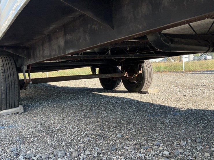 #2251-•-1997-hy-line-travel-trailer-image-12