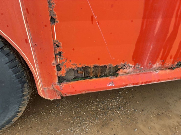 horse-transport-5th-wheel-livestock-trailer-image-7