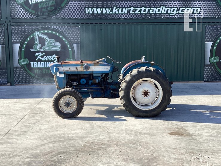 1967-ford-3000-image-1