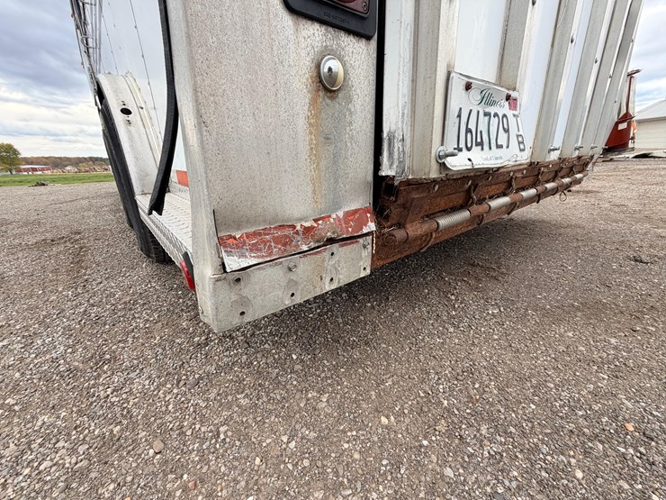 #2153-•-s&s-gooseneck-horse-trailer-image-20