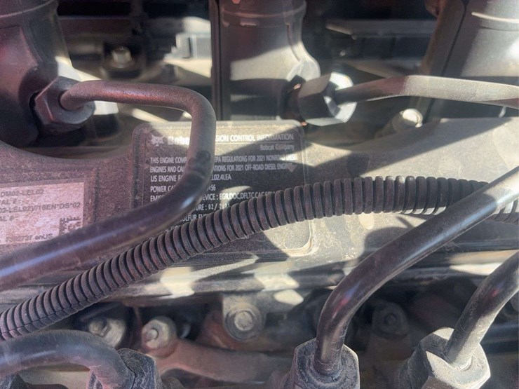 2021-bobcat-s590-image-29