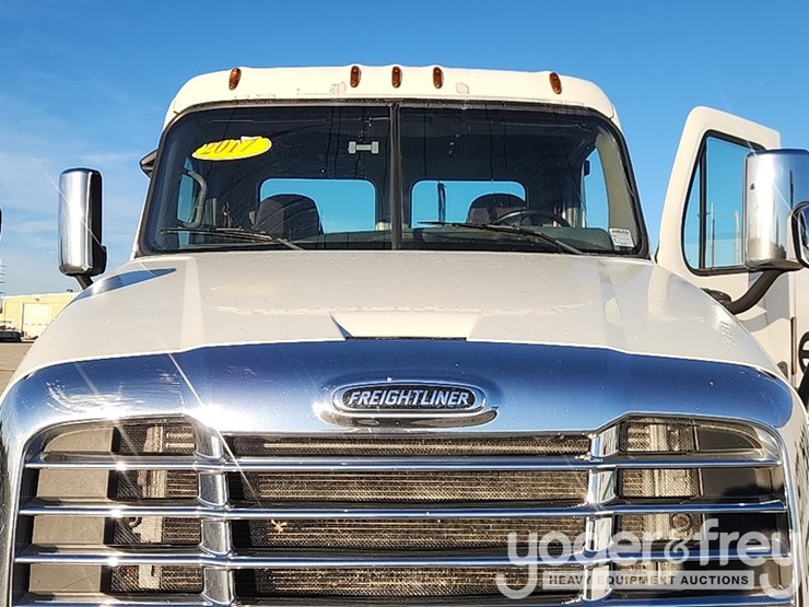 2017-freightliner-cascadia-image-44