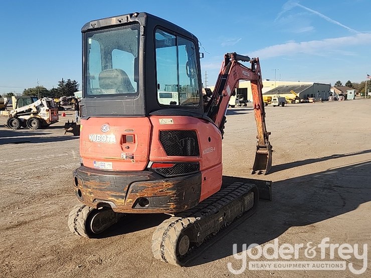 2017-kubota-kx033-4-image-5