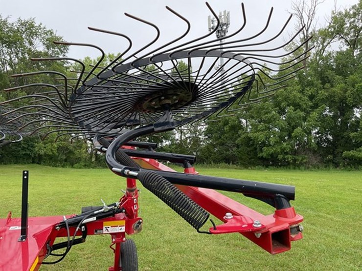 #26-•-2023-h-&-s-ar3212-hay-rake-image-13