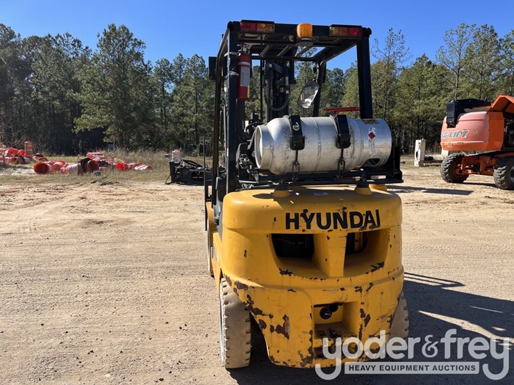 2018-hyundai-25g-7m-image-2