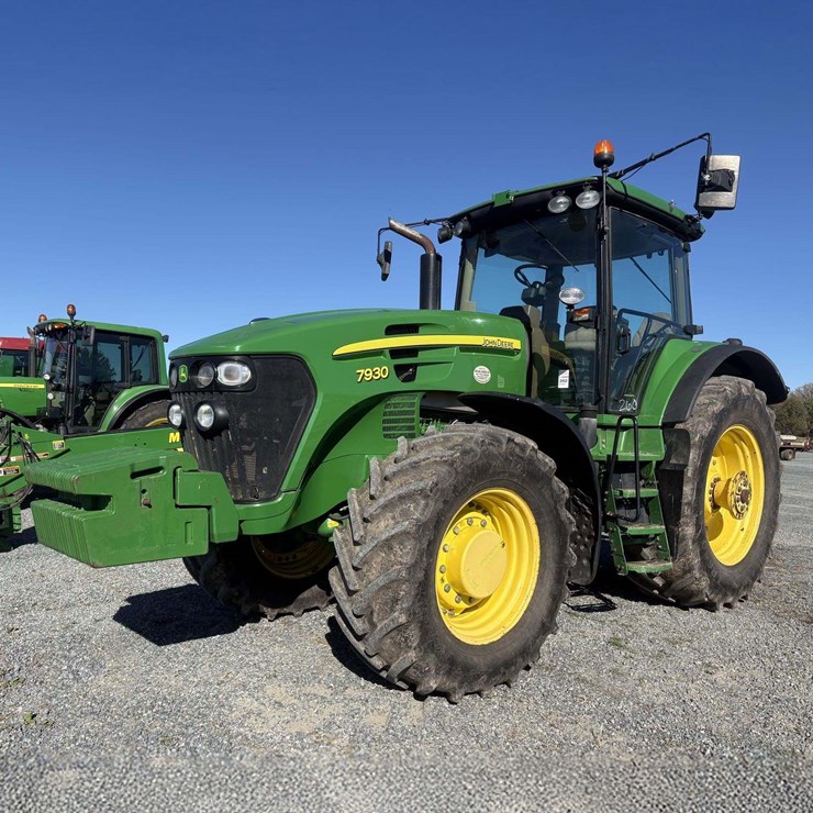 2011 JOHN DEERE 7930