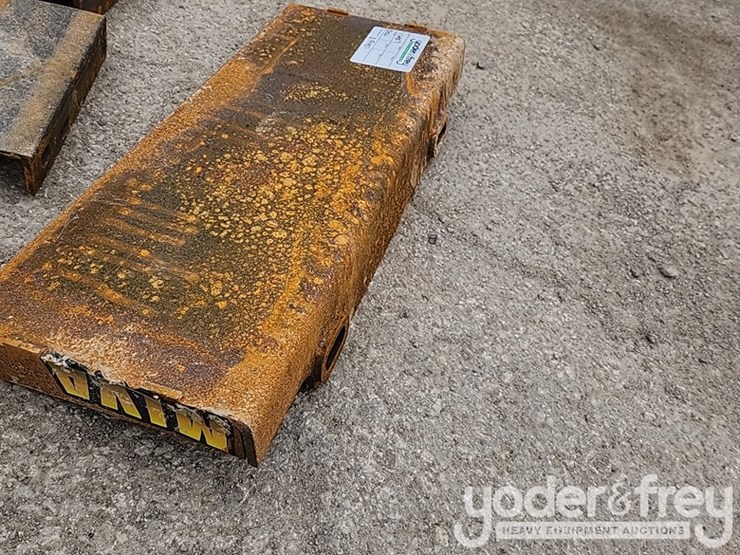unused-2025-mounting-plate-to-suit-mini-skidsteer-image-3