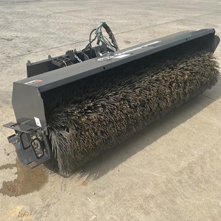 #82 • 2025 Sweepster MD84 Sweeper