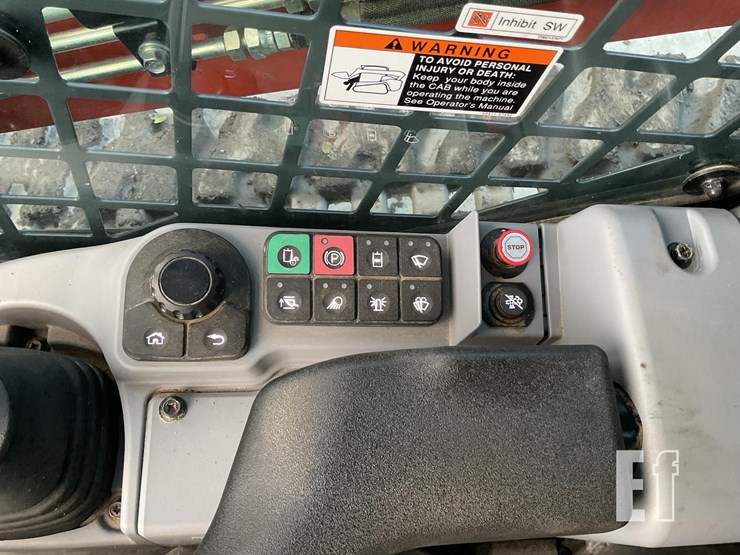 2023-kubota-svl75-3-image-17