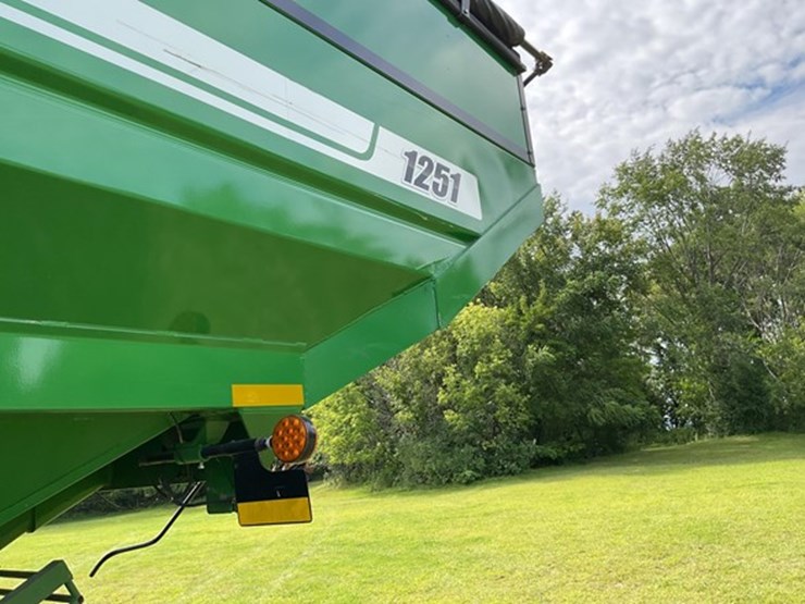 2013-j&m-1251-22s-image-13