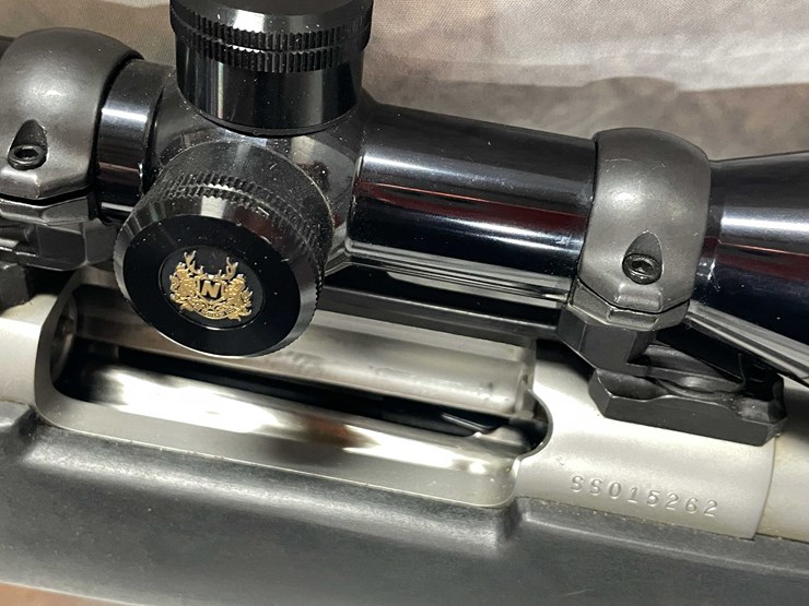 #8067-•-weatherby-mark-v,-300-wby-mag-bolt-action-rifle,-sn:-ss015262,-(neenah,-wi)-image-31