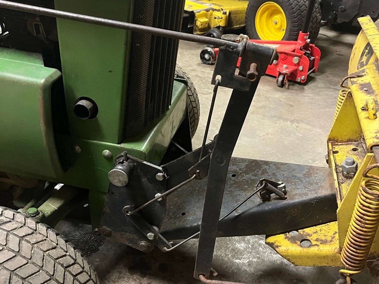 1969-john-deere-110-image-12