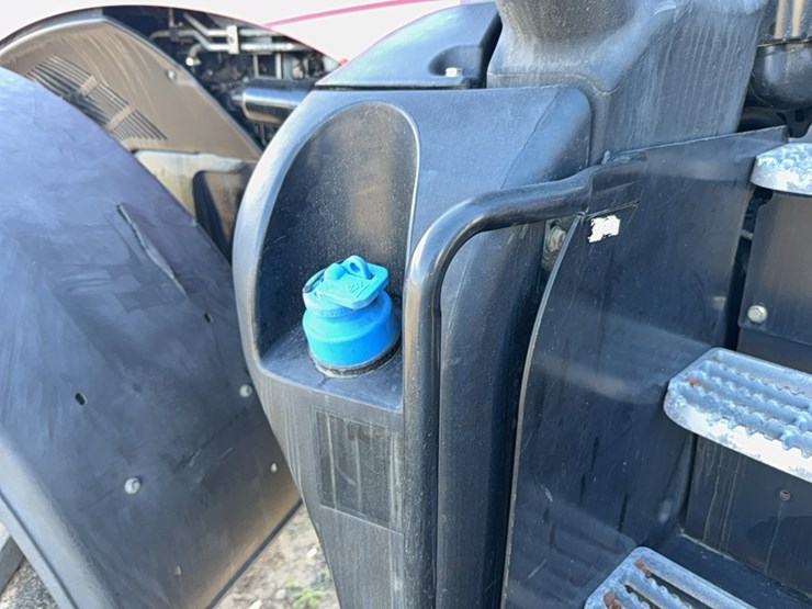 2017-case-ih-magnum-250-image-39