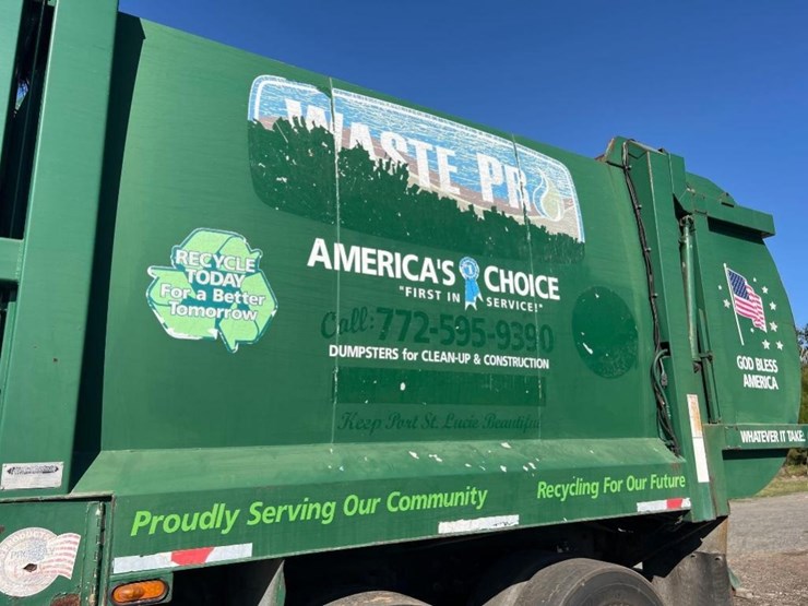 2015-mack-leu633-image-12