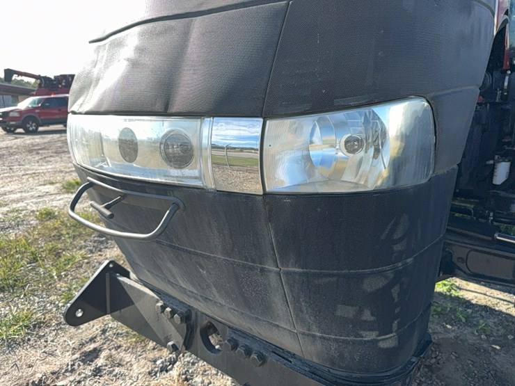 2017-case-ih-magnum-250-image-41