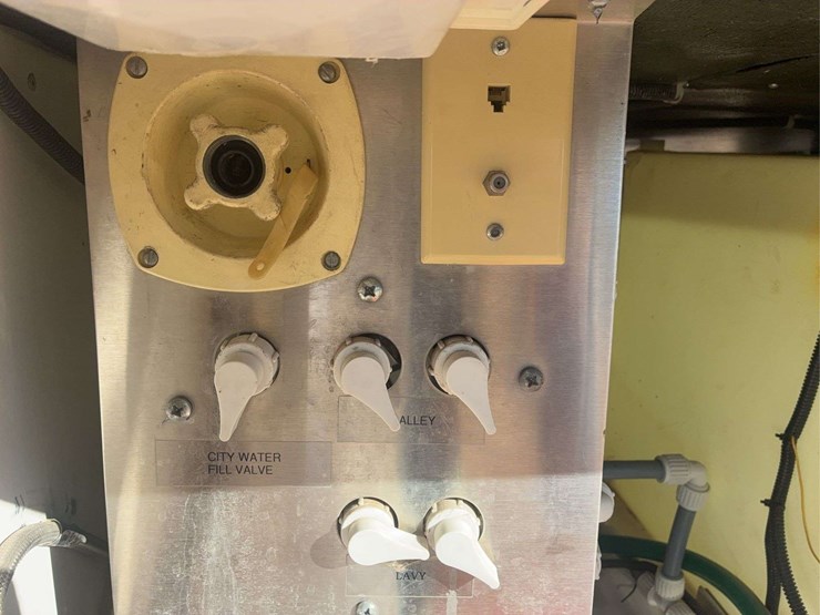 1997-chevrolet-p30-image-123