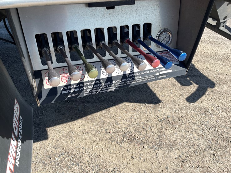 #3806-•-2021-dodge-ram-rollback-truck-(has-mn-title-in-delay,-may-take-6-8-weeks)-image-16