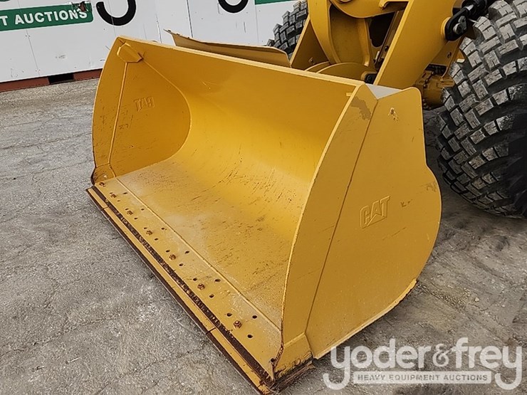 2018-caterpillar-910m-image-11